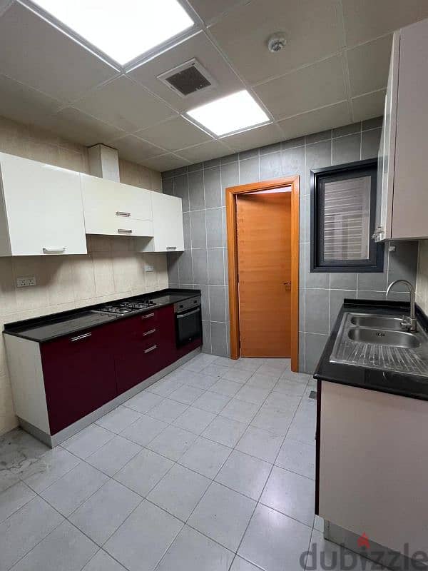 luxurious Apartment in Al Lhuwair 5