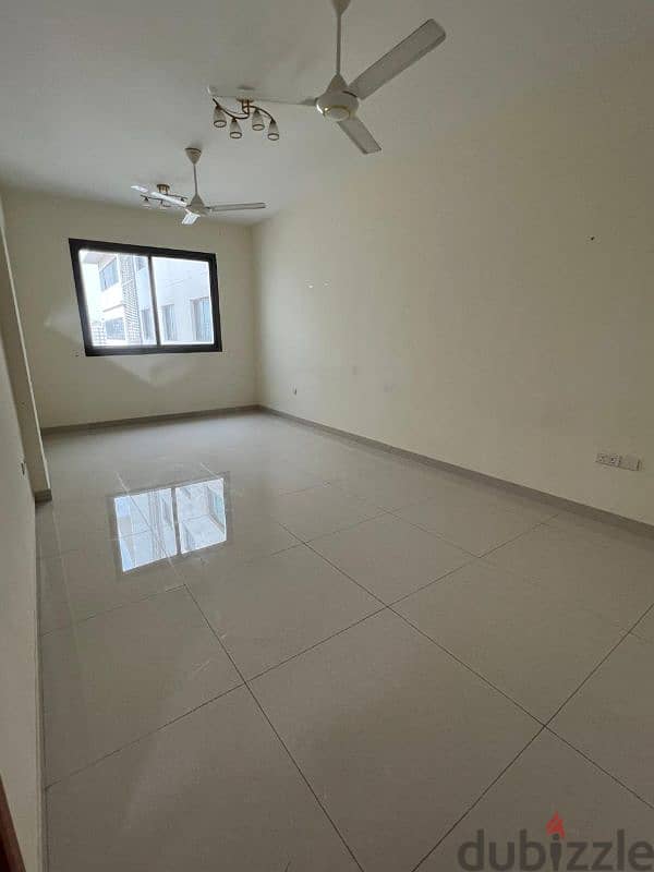 luxurious Apartment in Al Lhuwair 8