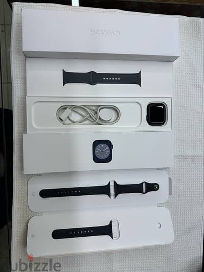 Apple Watch Series 8 45mm with box