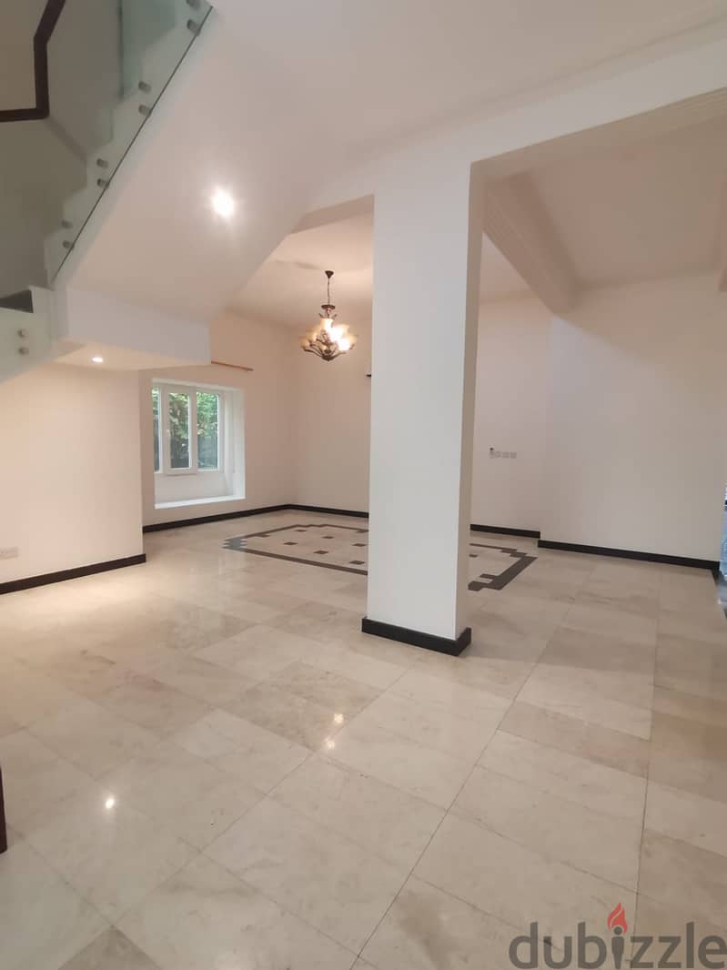 For Rent 7 Bhk Villa In Al Azaiba 3