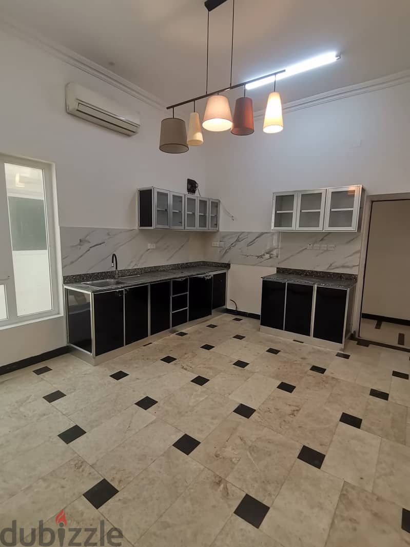 For Rent 7 Bhk Villa In Al Azaiba 17