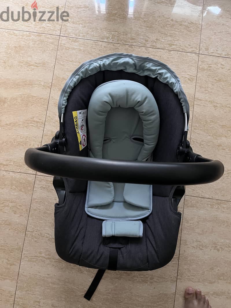 Baby car seat for sale 2