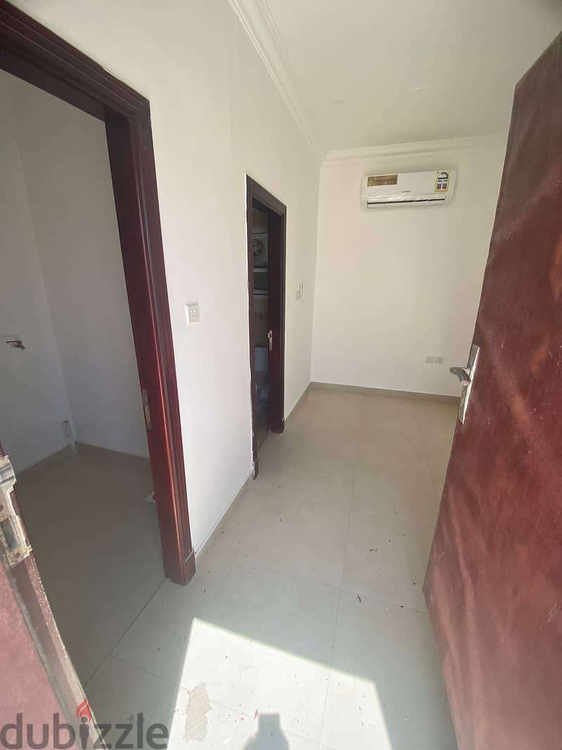 "SR-MF-663 Villa for rent in al hail north Good quality ( compound ) 9