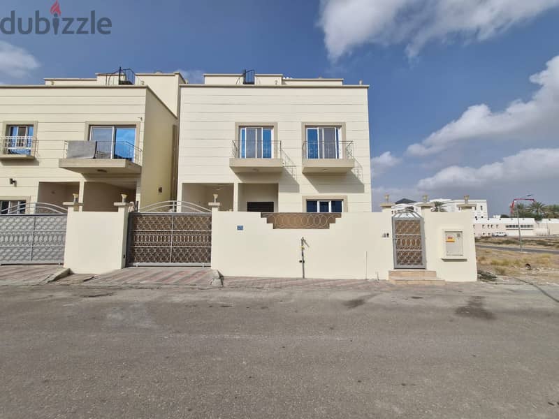 5 BR + 1 Maid’s Room Fantastic Villa in Al Muna, Bawshar 0