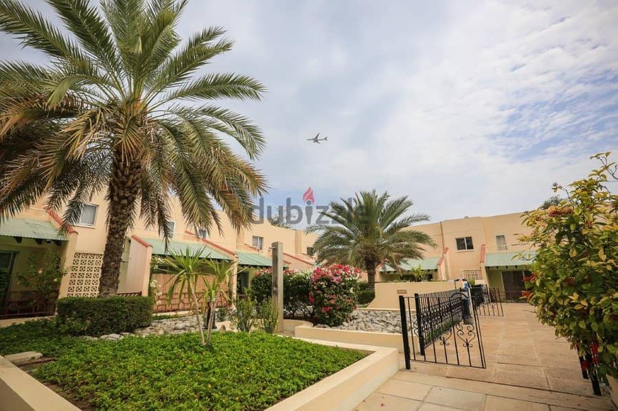 Villa 3 bedrooms in Madinat Qaboos 15