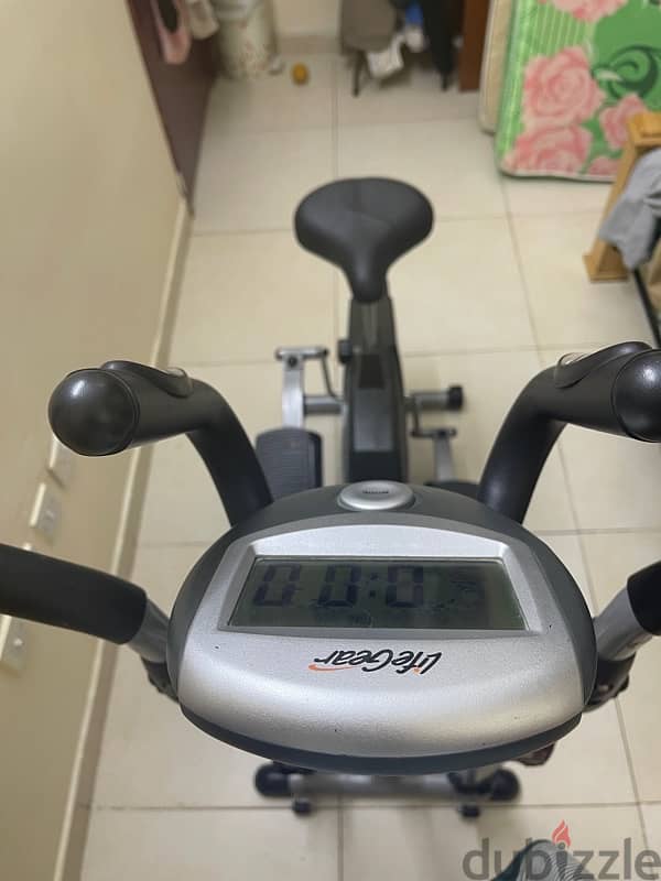 Elliptical Cycle Machine 3