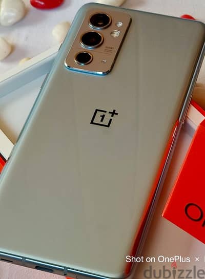 OnePlus 9rt 12+12 ram 256gb Very clean