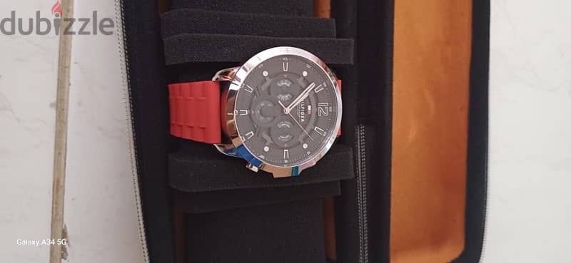 TOMMY HILFIGER WATCH ONLY TWICE A TIME USED 1