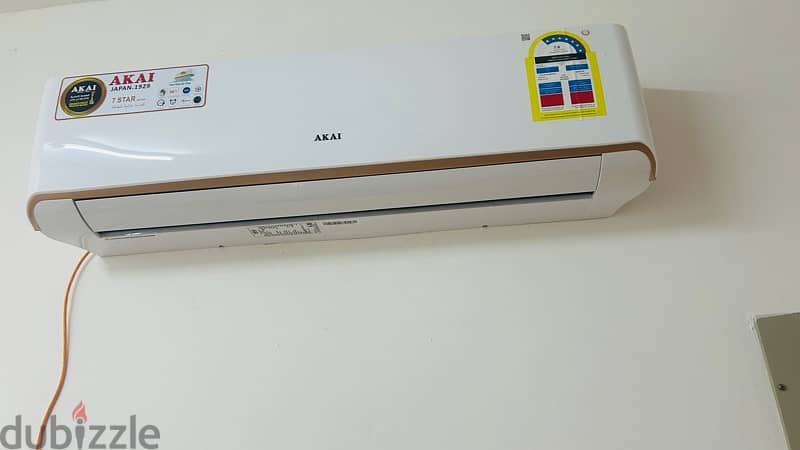 AKAI split air conditioner 0