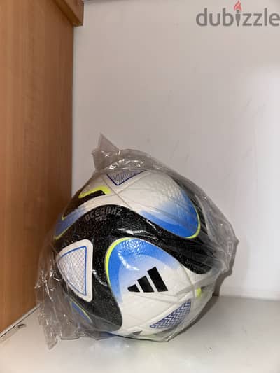 Adidas pro match ball