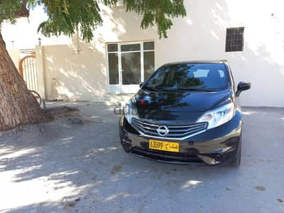 Nissan Versa 2015