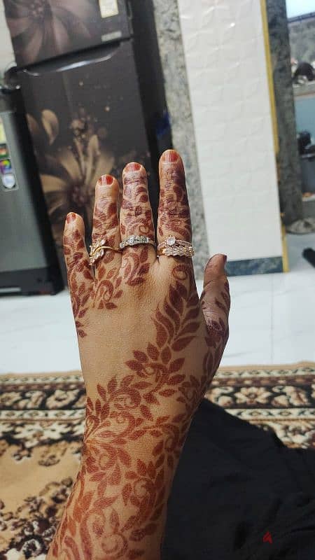 Henna artist 5