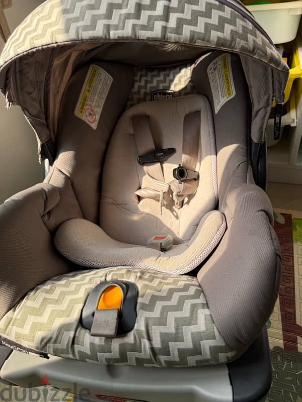 Chicco Key Fit 30 Zip Carseat 1