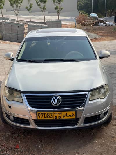 Volkswagen Passat Saloon