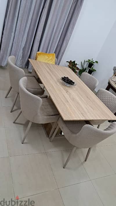 dinning table