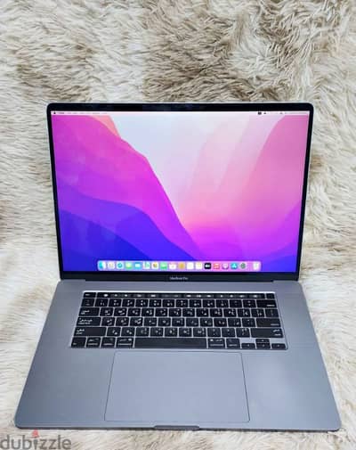 Macbook Pro A2141 core i9 32gb ram 500gb ssd