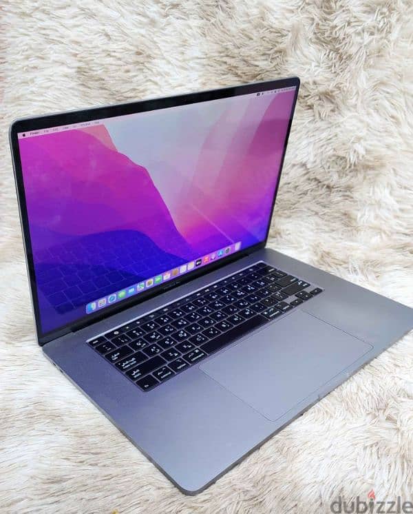 Macbook Pro A2141 core i9 32gb ram 500gb ssd 4