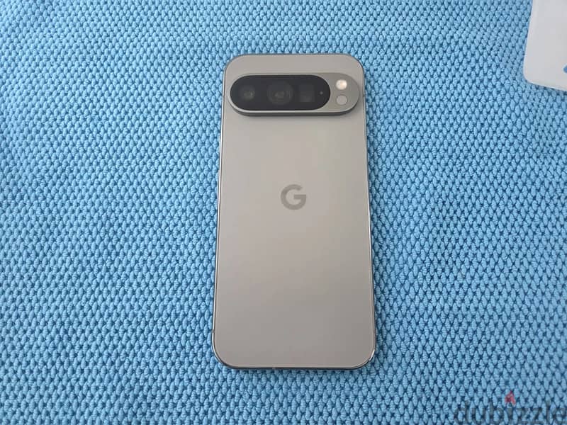 Google Pixel 9 Pro Hazel 256gb with Google pixel watch 3 45mm 0