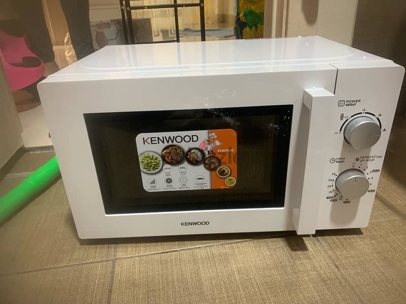 Kenwood Microwave(20L) NEAT and CLEAN Rarely used only for 3 months 5