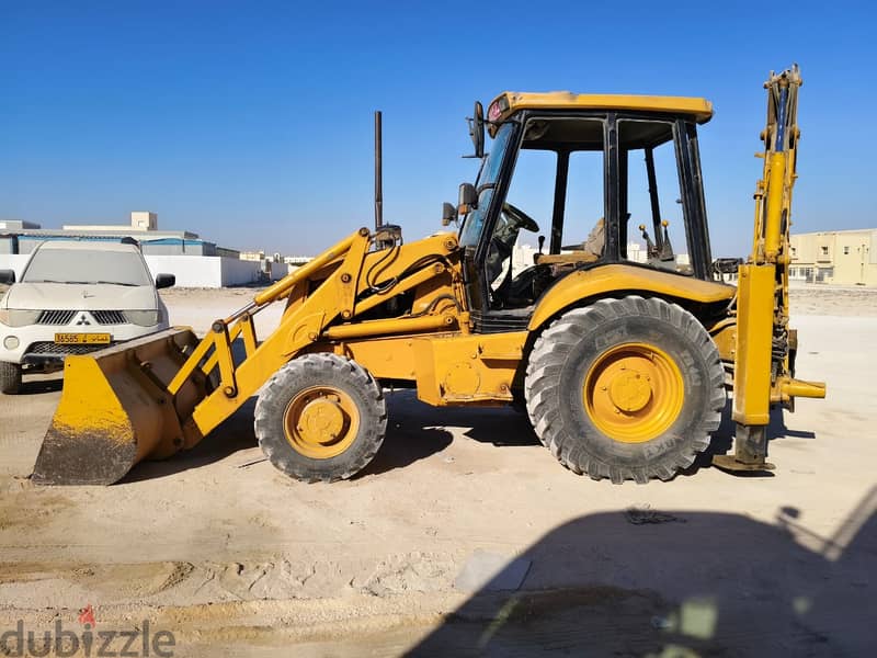 For Sale: JCB 3CX Backhoe Loader – OMR 2,500 3