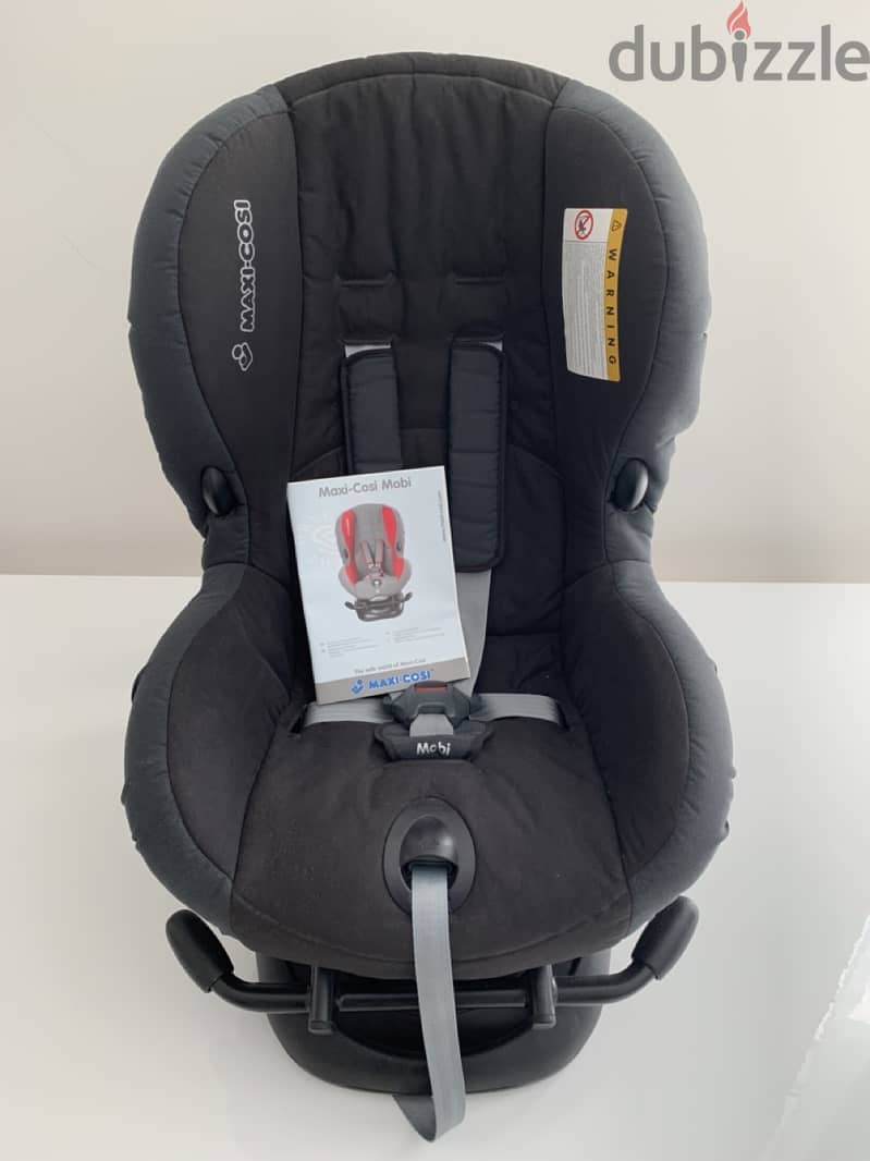 Maxi Cosi childrens car seat 9 months to 5 years 2