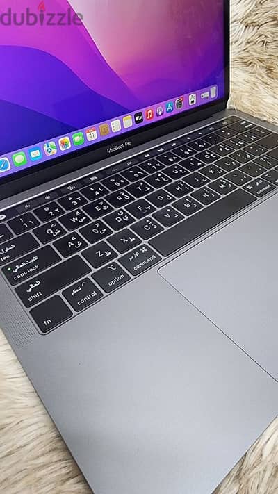 MacBook Pro A1989 i7 16gb 1TB touch bar