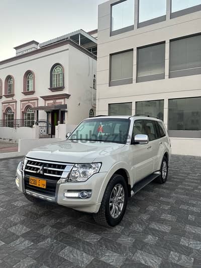 Mitsubishi Pajero 2017 (Gcc Car) 3.8 Excellent condition