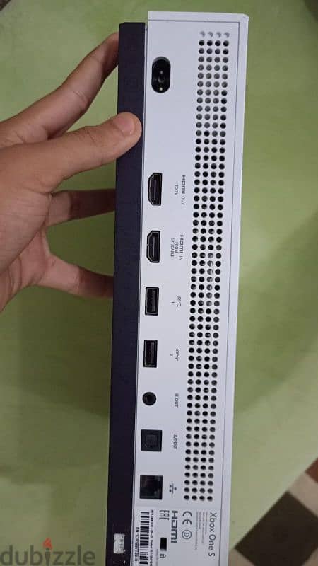 Xbox one s One terabyte storage interested message me WHATSAP 79784802 3