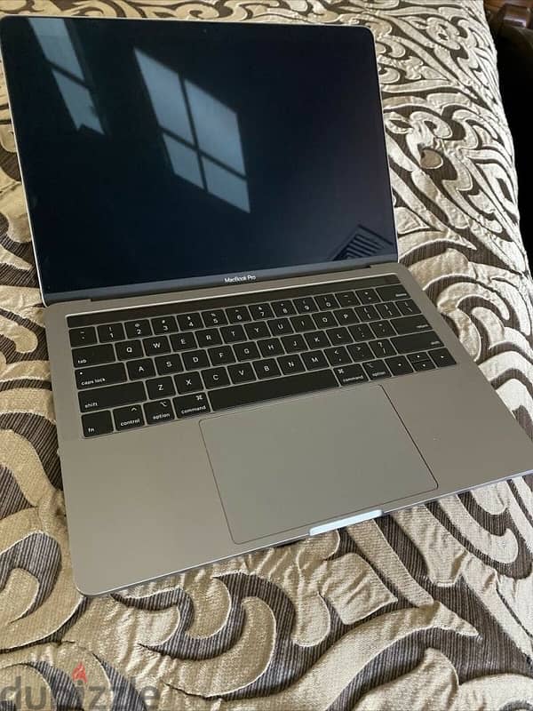 Macbook Pro 2019 1 TB Mint Condition 2019 updated version 8