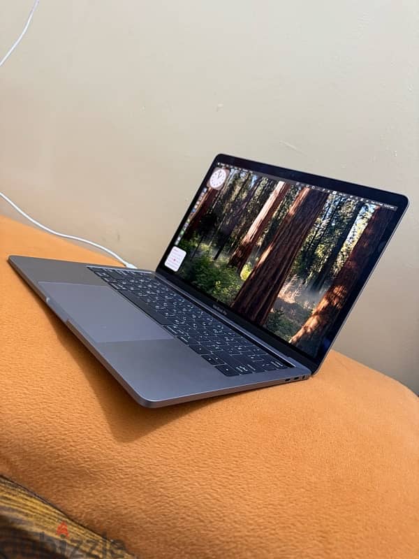 Macbook Pro 2019 1 TB Mint Condition 2019 updated version 9