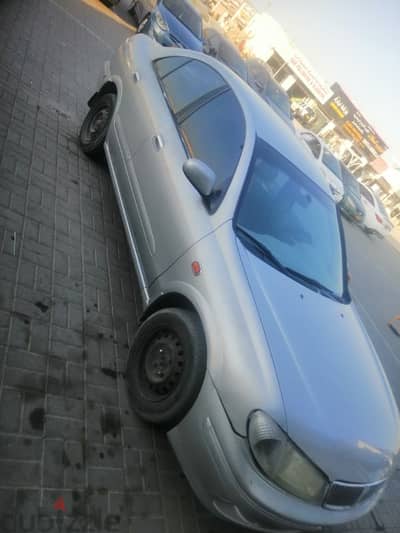 Nissan Sunny 2002