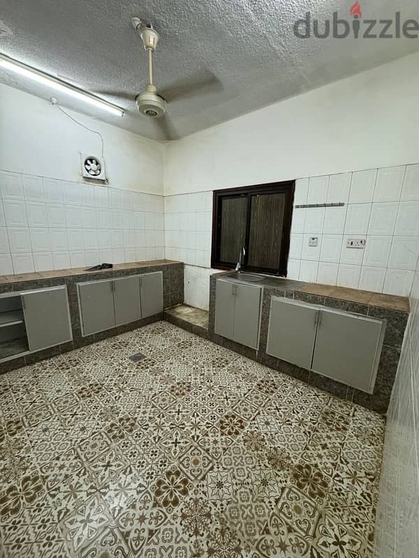 منزل للإيجار في العامرات المحج / house for rent in amerat Al mahaj 11