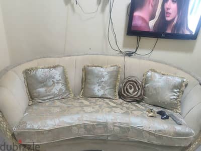 sofa for sale 25. omr