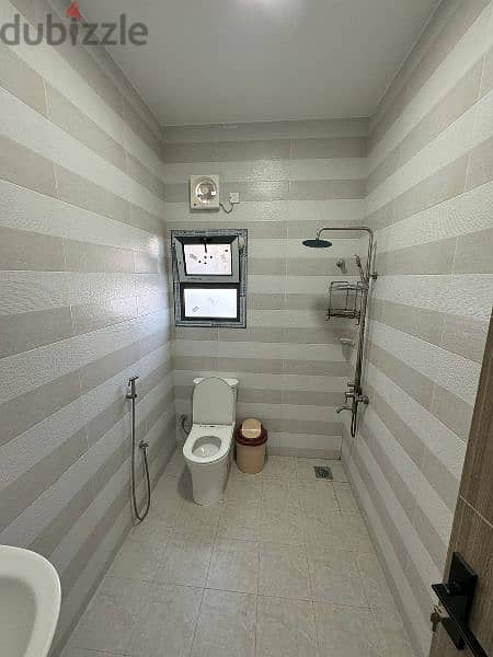 Alkhuwer 33 fully furnished studio room bathroom kitchen including bil 7