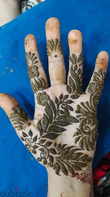 Henna artist 6