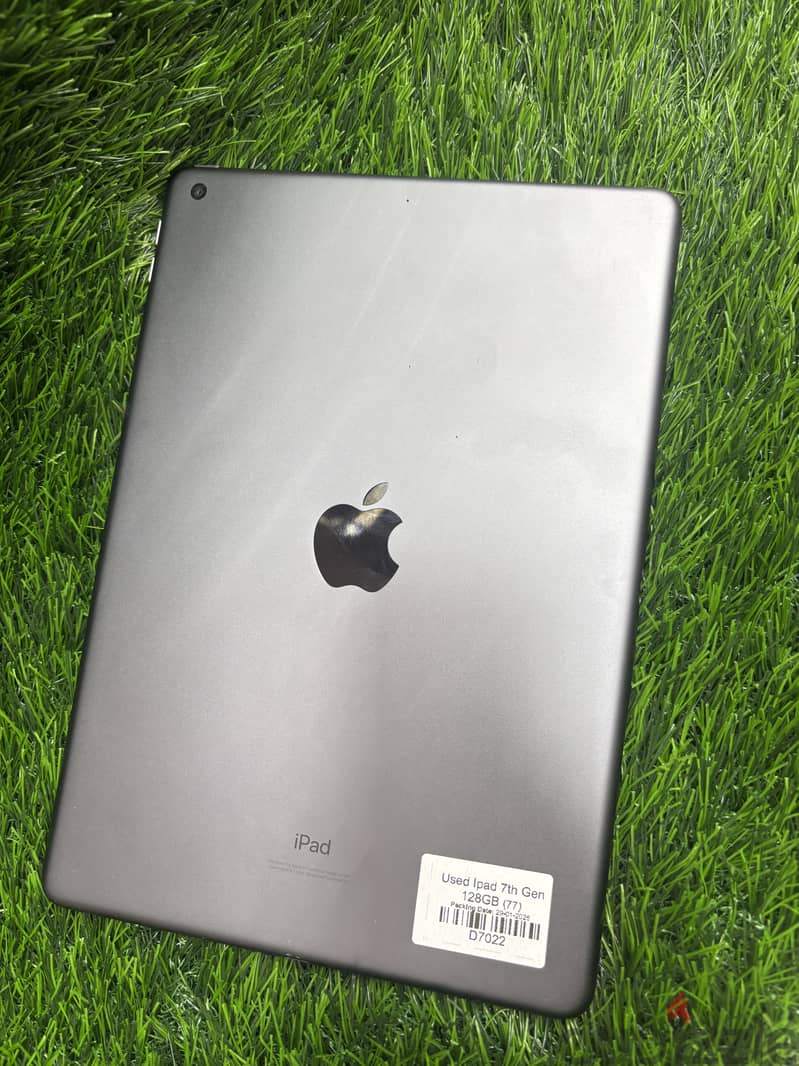 Ipad 7th Gen Best Offer Price | Mint Condition | 128Gb Storage + Cable 2