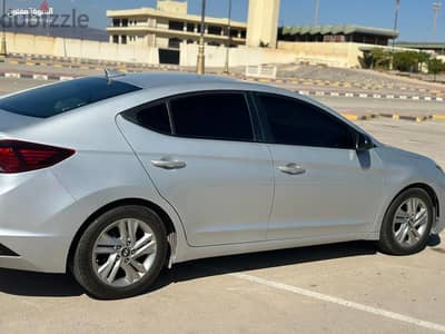 Hyundai Elantra 2019 2.0L