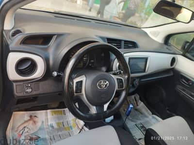 Toyota Yaris 2012