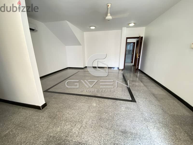 Spacious 4 BHK Villa for Rent in Prime Location - MSQ! 7