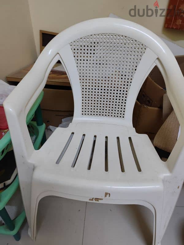 PLASTIC CHAIRS GOOD CONDITION  3 PCS 1