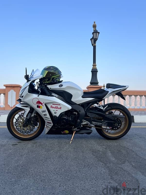 هوندا cbr 1000rr شفتر 1