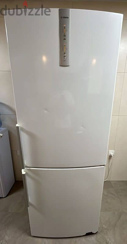 fridge for sale(serious buyers) 0