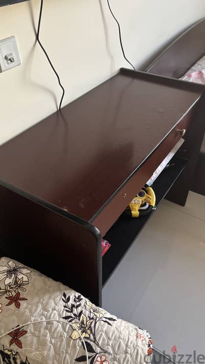 Wooden Table ,Excellent condition