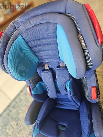 Juniors Car seat in Good condition