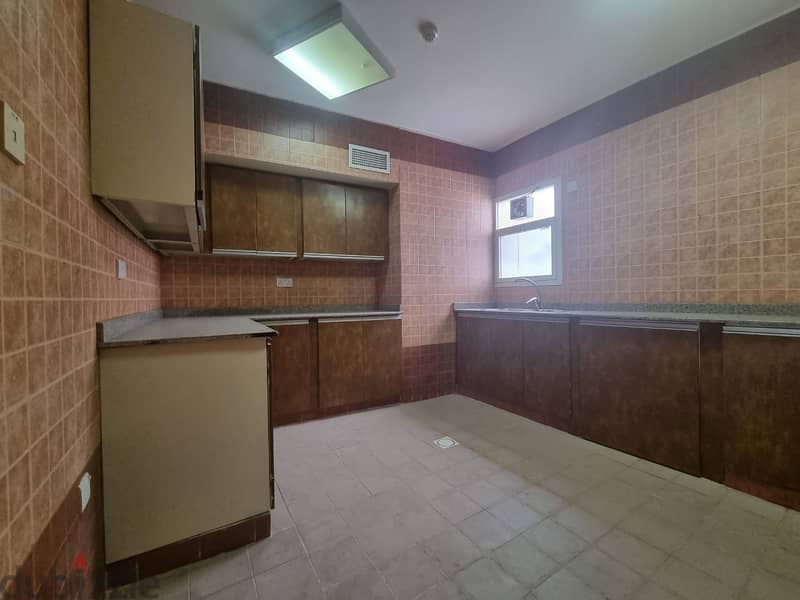 3 BR + Maid’s Room Flat in Muscat Oasis 6