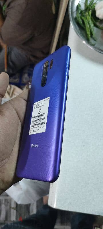 redmi phone salling  35 OMR 3