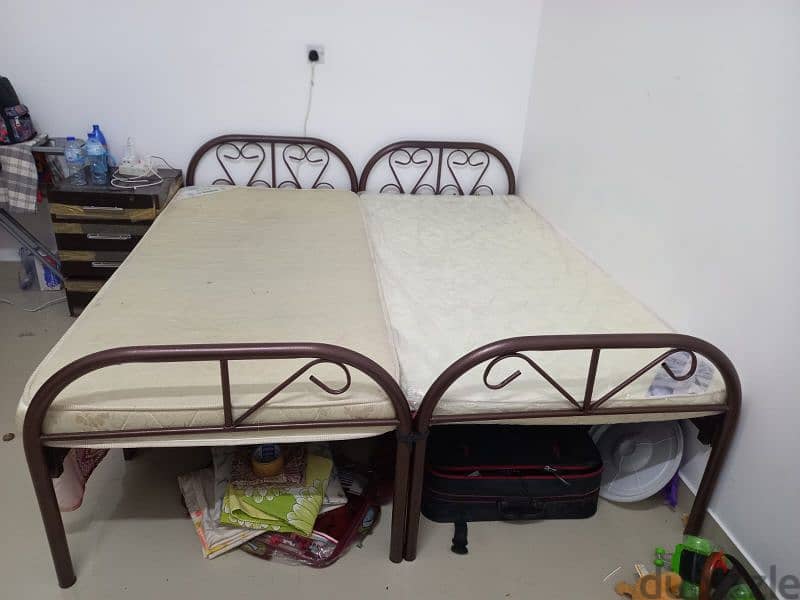 foldable metel single bed 2 pcs and single mattress 1 pcs 1