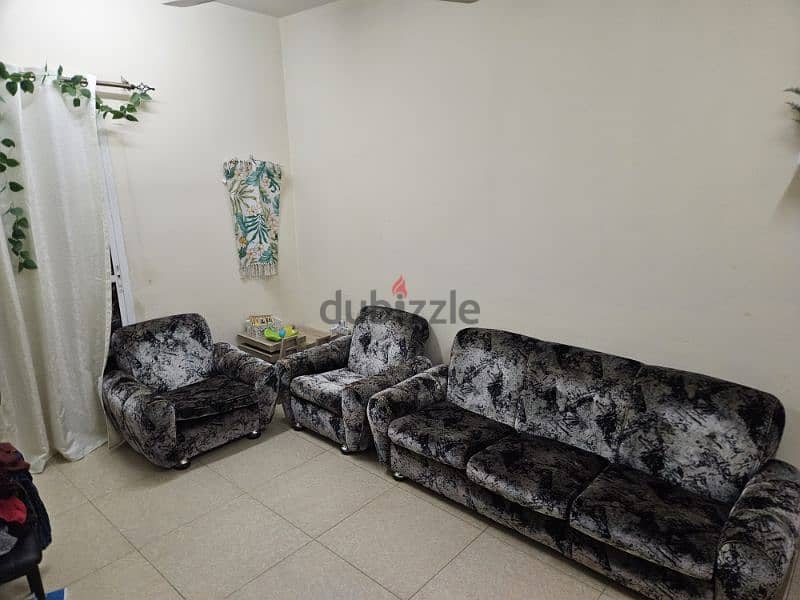 5 seater sofa set 0