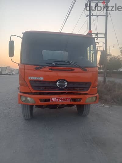 Hino 12 ton truck 500