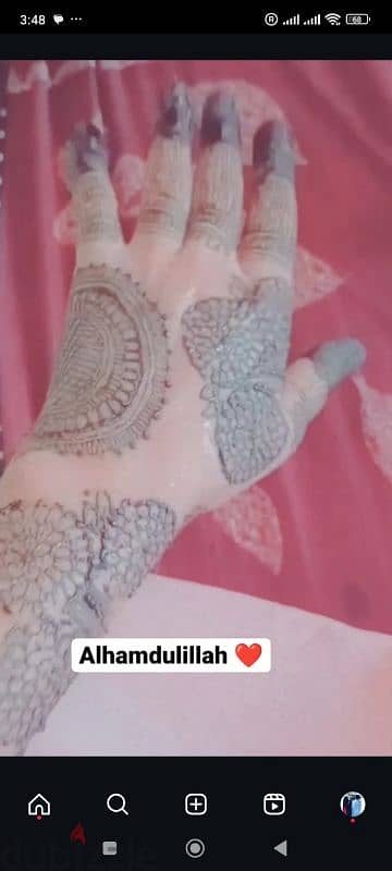 Henna artist 2